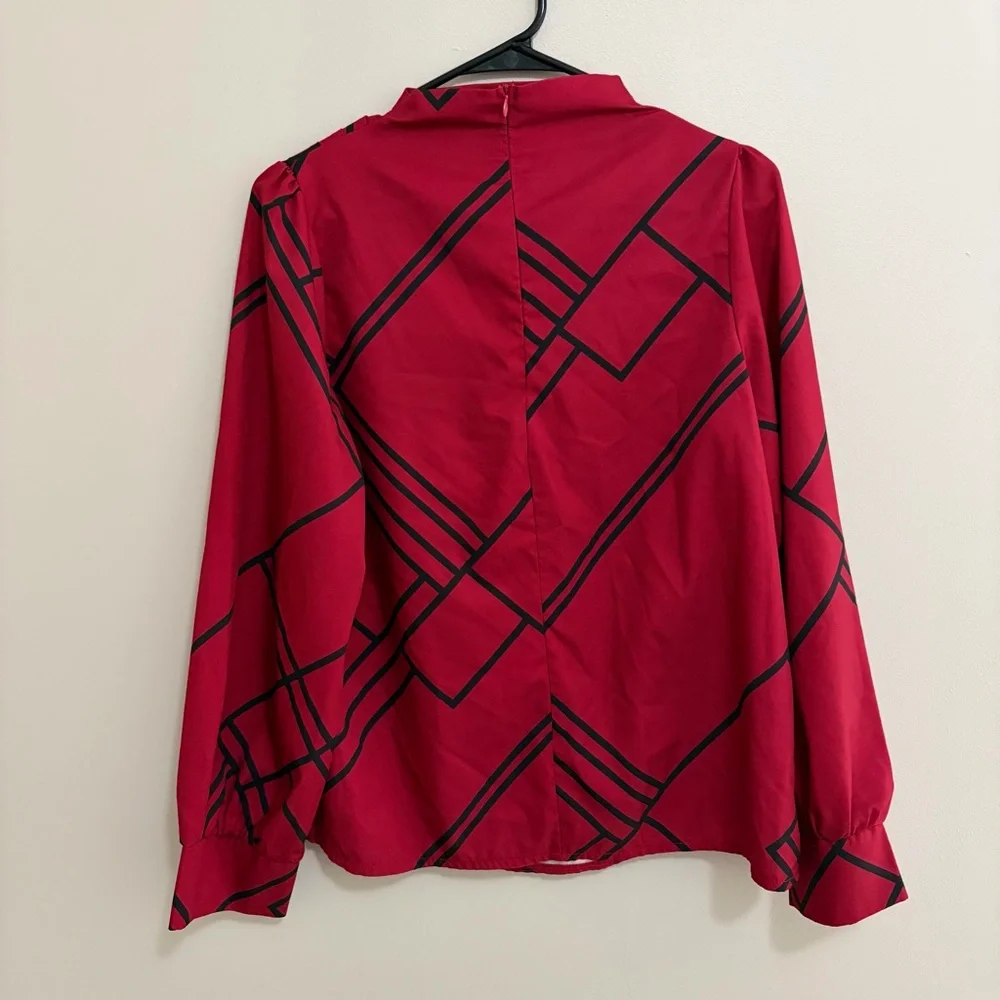 SHEIN Red and Black Geometric Blouse Womens Large Like New - Picture 4 of 7